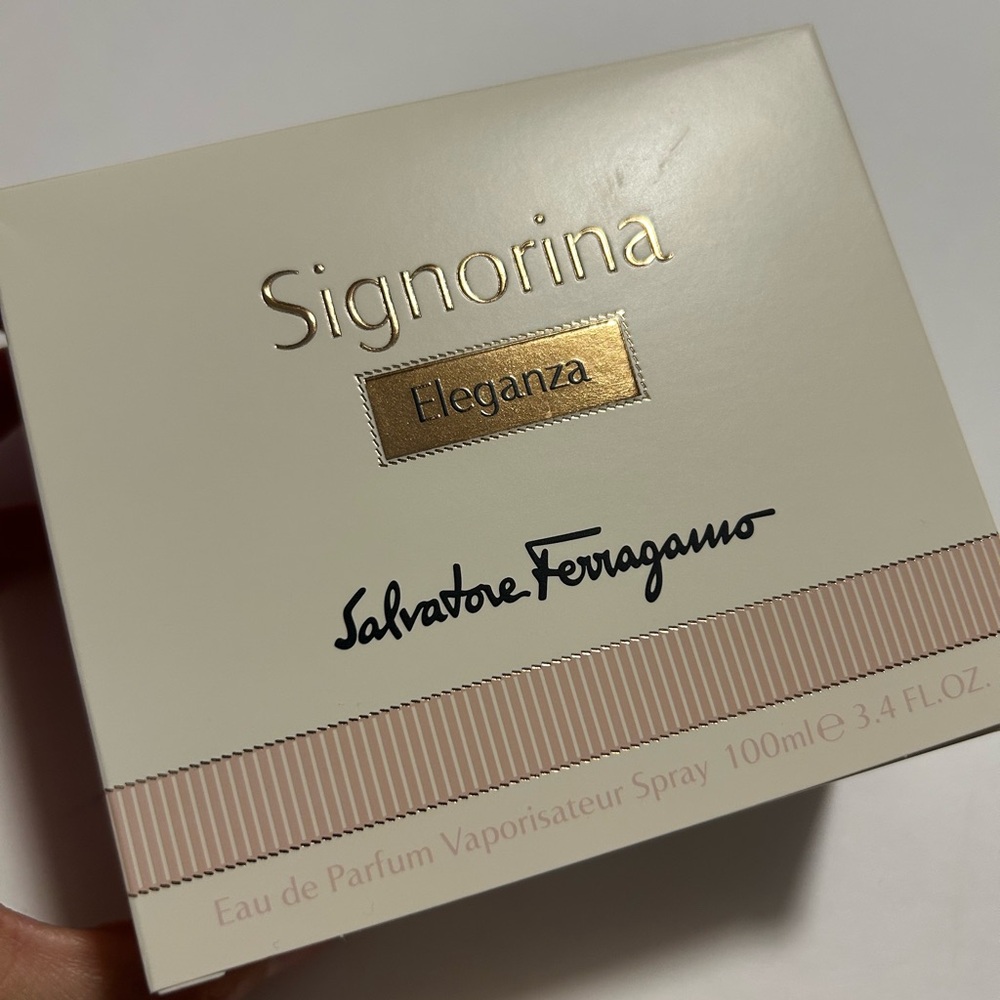 Signorina Eleganza Salvatore Ferragamo 100ml/3.4 fl oz w box excellent - Picture 3 of 12